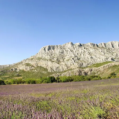 Hotelf1 Aix En Provence Sainte Victoire Отель Мерёй